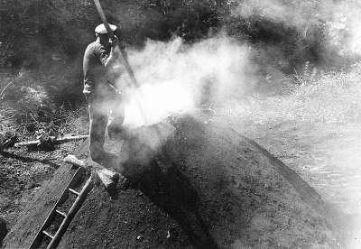  Image name: 30 Carbonai.jpg 
 width: 400 pixel 
 height: 276 pixel 
 Size: 19259 bytes 
 Click to enlarge 